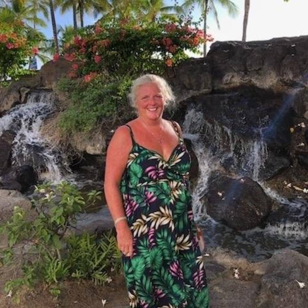 Meet your Posher, Suzanne
